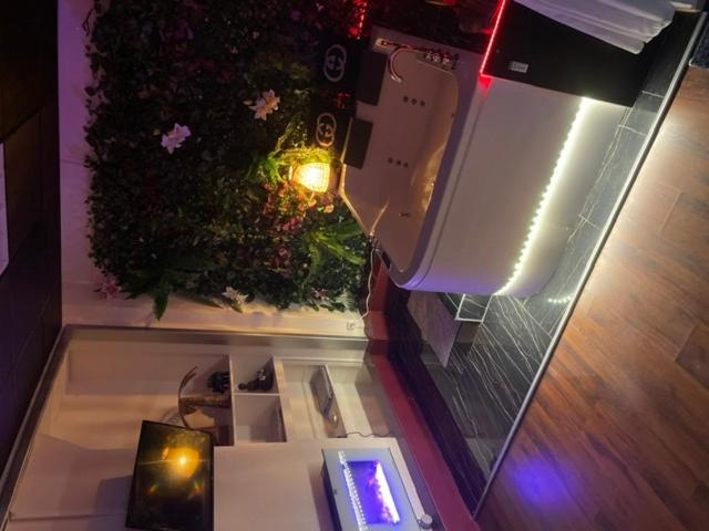 Jacuzzi 9Em Apartment Paris Exterior foto